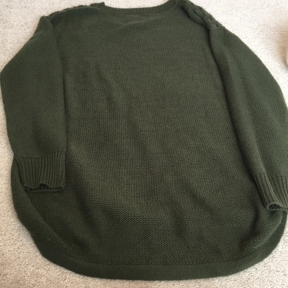 Green Zipper Sweater - Picture 4 of 6